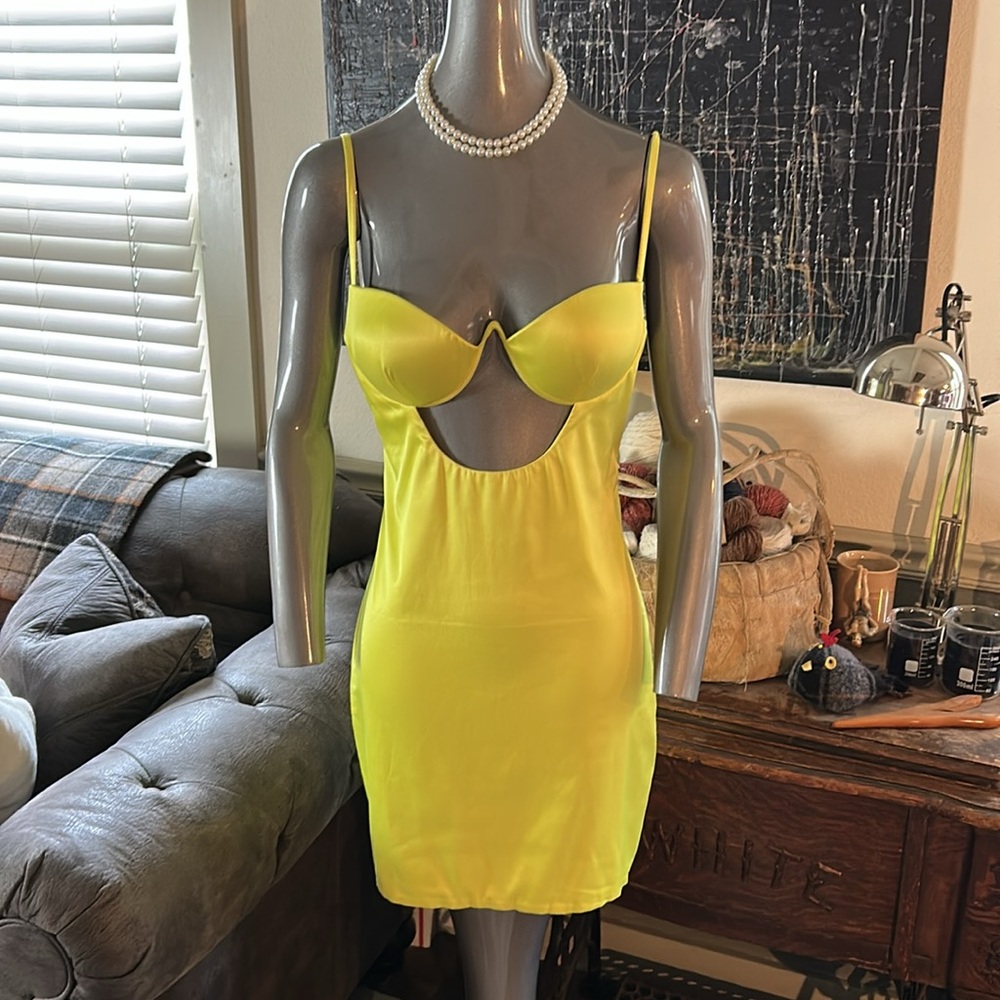 oh POLLY ‘Ahead Of The Curve' Underwired Satin Mini Dress in Neon Yellow - Picture 4 of 16